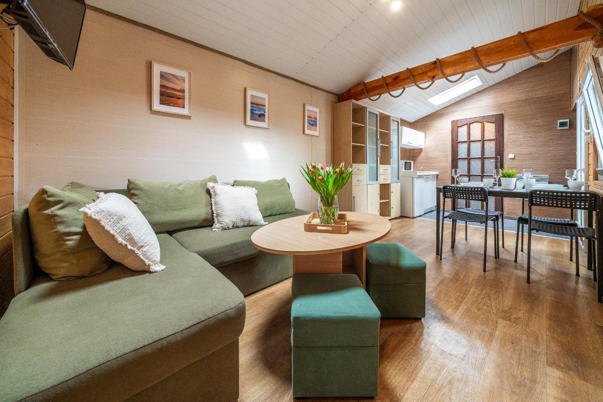 Max Apartamenty - Pokoje - Domki - Restauracja - Basen Mielno  Bagian luar foto