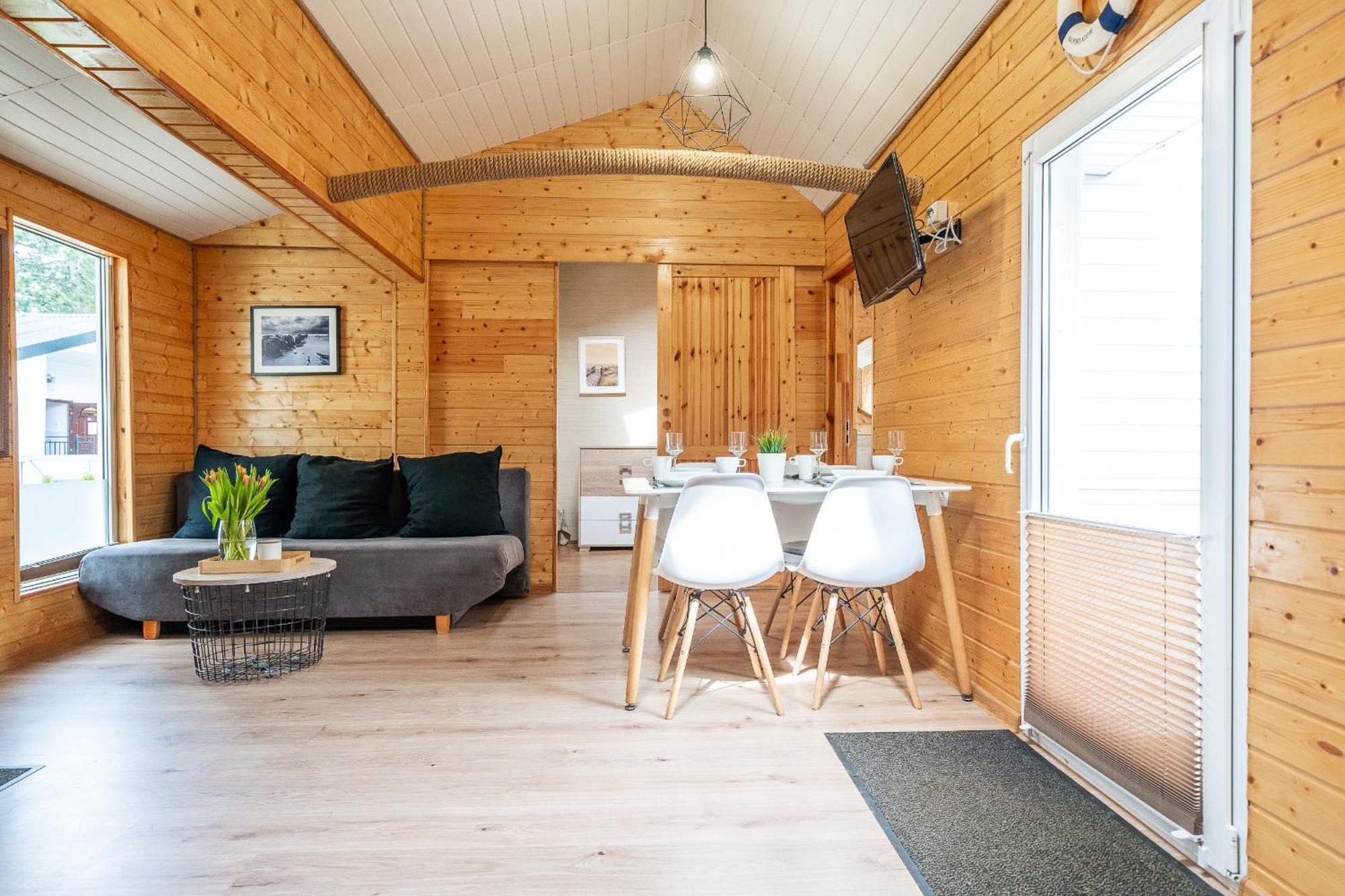 Max Apartamenty - Pokoje - Domki - Restauracja - Basen Mielno  Bagian luar foto