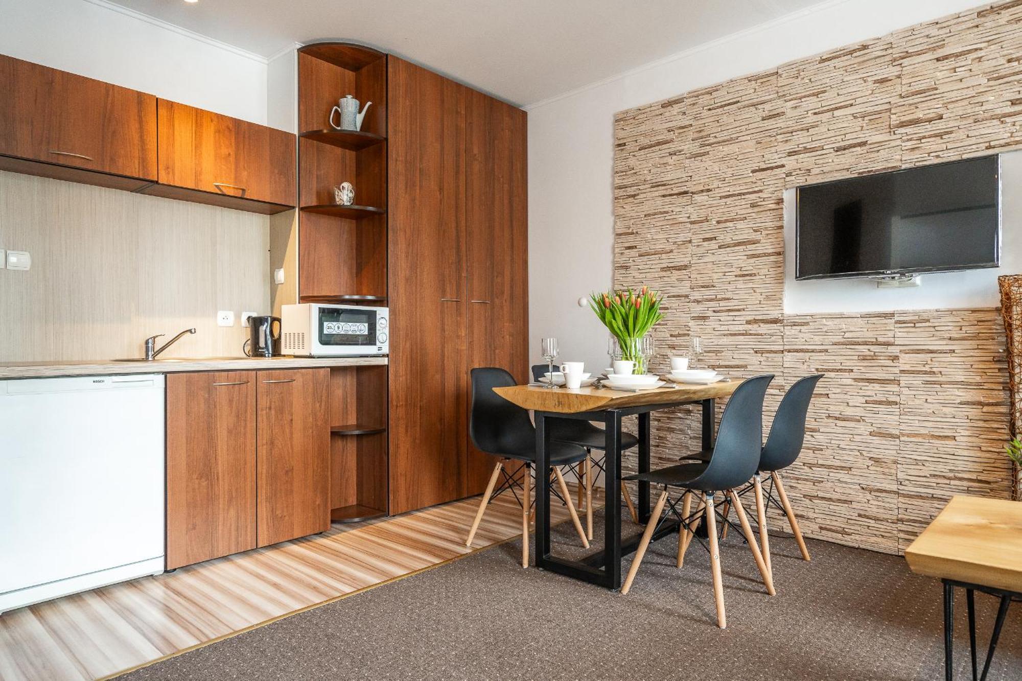 Max Apartamenty - Pokoje - Domki - Restauracja - Basen Mielno  Bagian luar foto