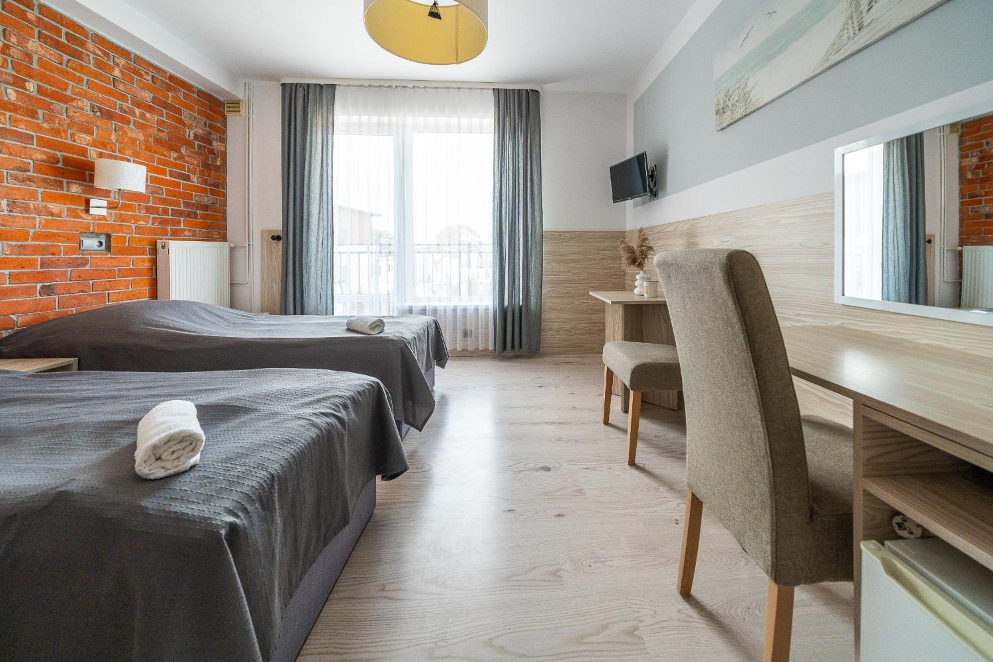 Max Apartamenty - Pokoje - Domki - Restauracja - Basen Mielno  Bagian luar foto