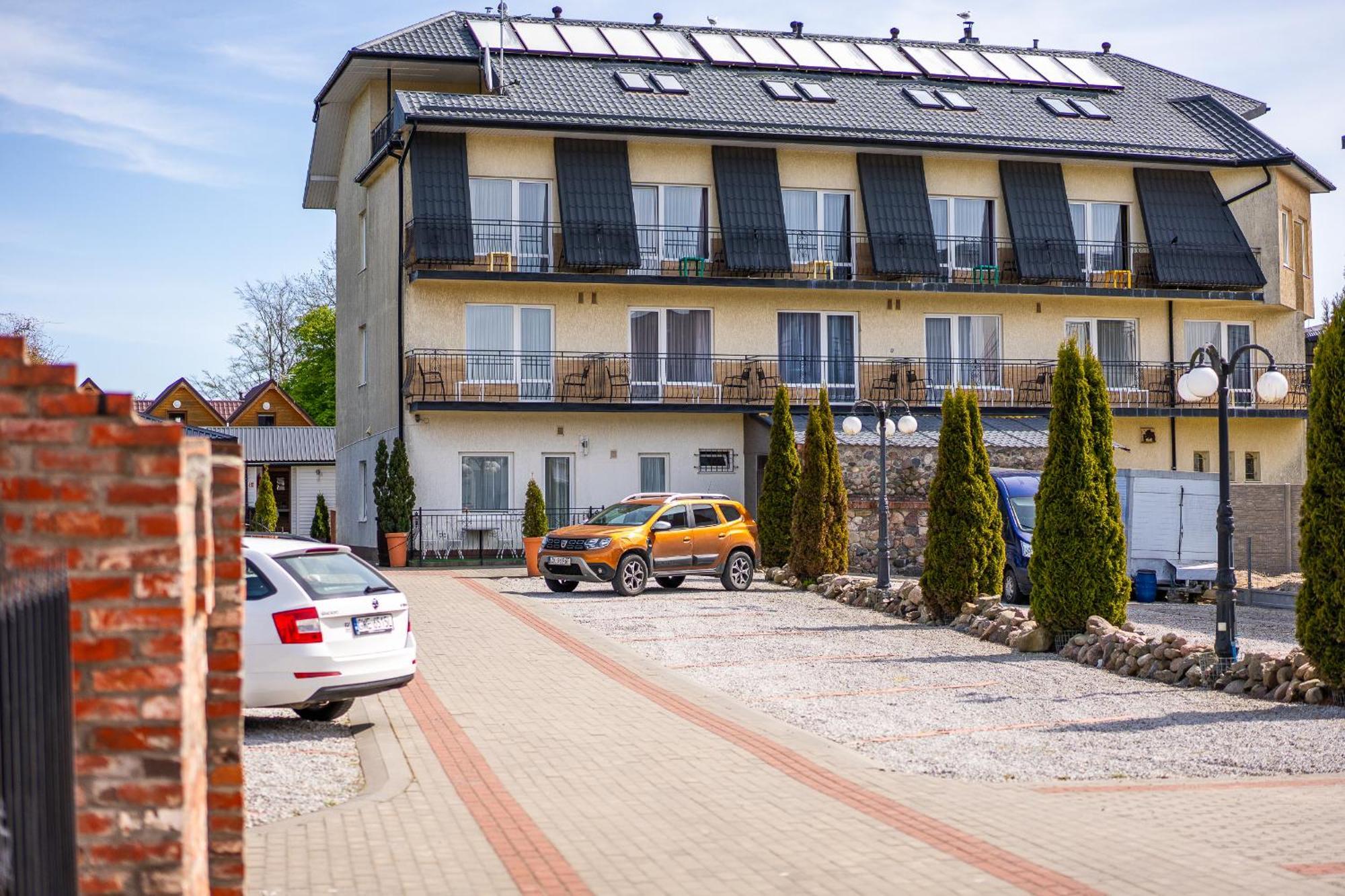 Max Apartamenty - Pokoje - Domki - Restauracja - Basen Mielno  Bagian luar foto