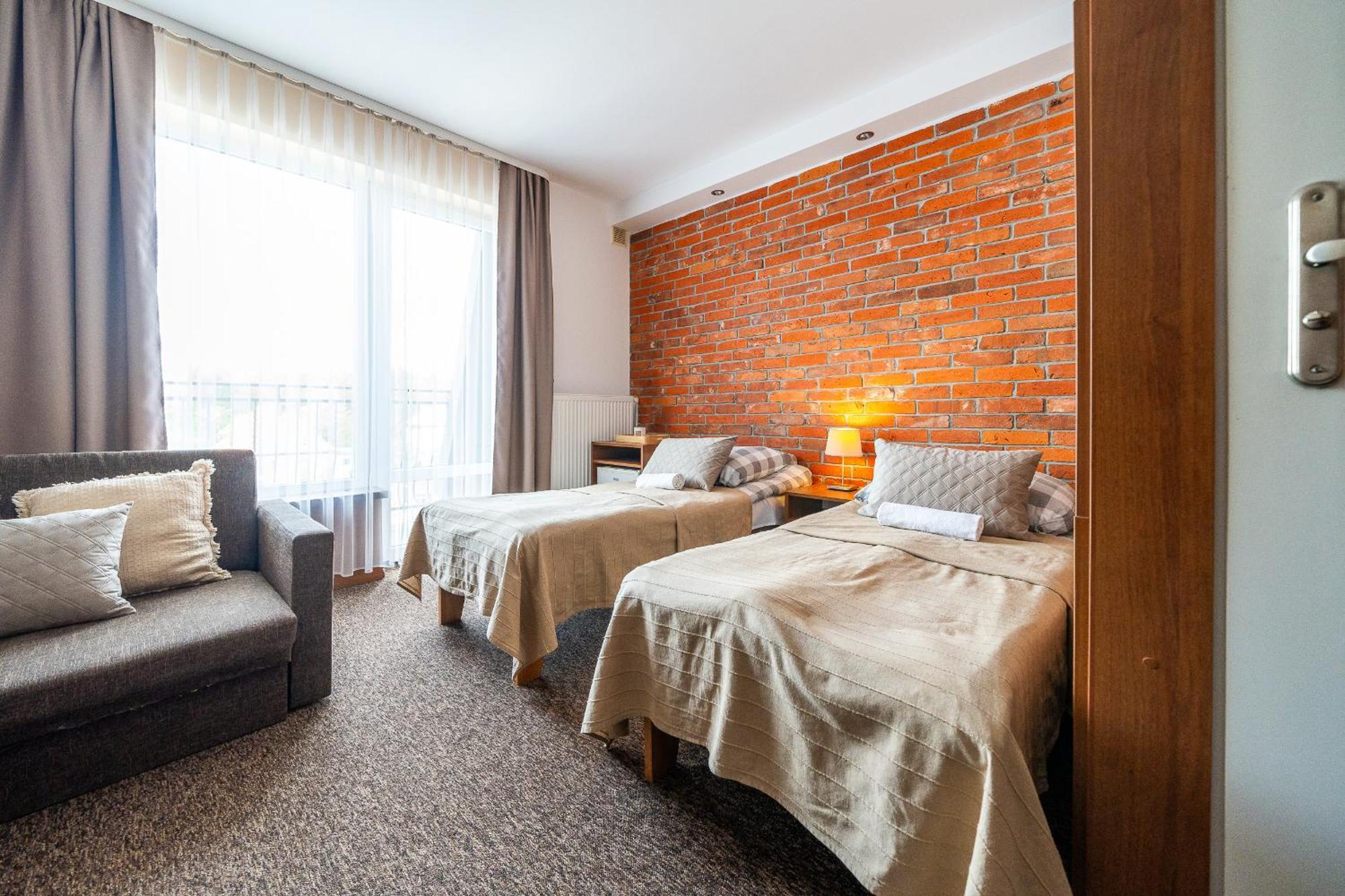 Max Apartamenty - Pokoje - Domki - Restauracja - Basen Mielno  Bagian luar foto