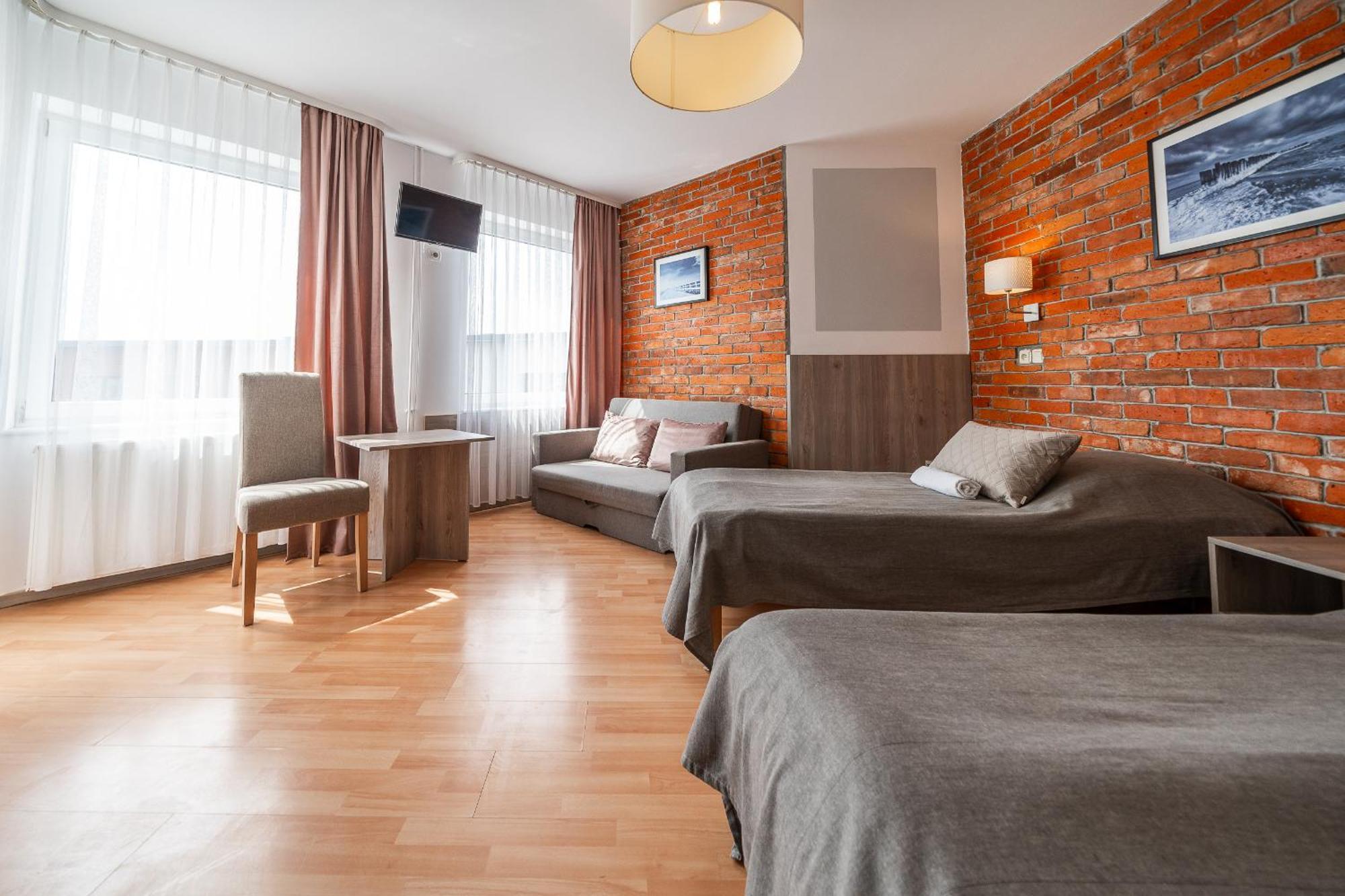 Max Apartamenty - Pokoje - Domki - Restauracja - Basen Mielno  Bagian luar foto