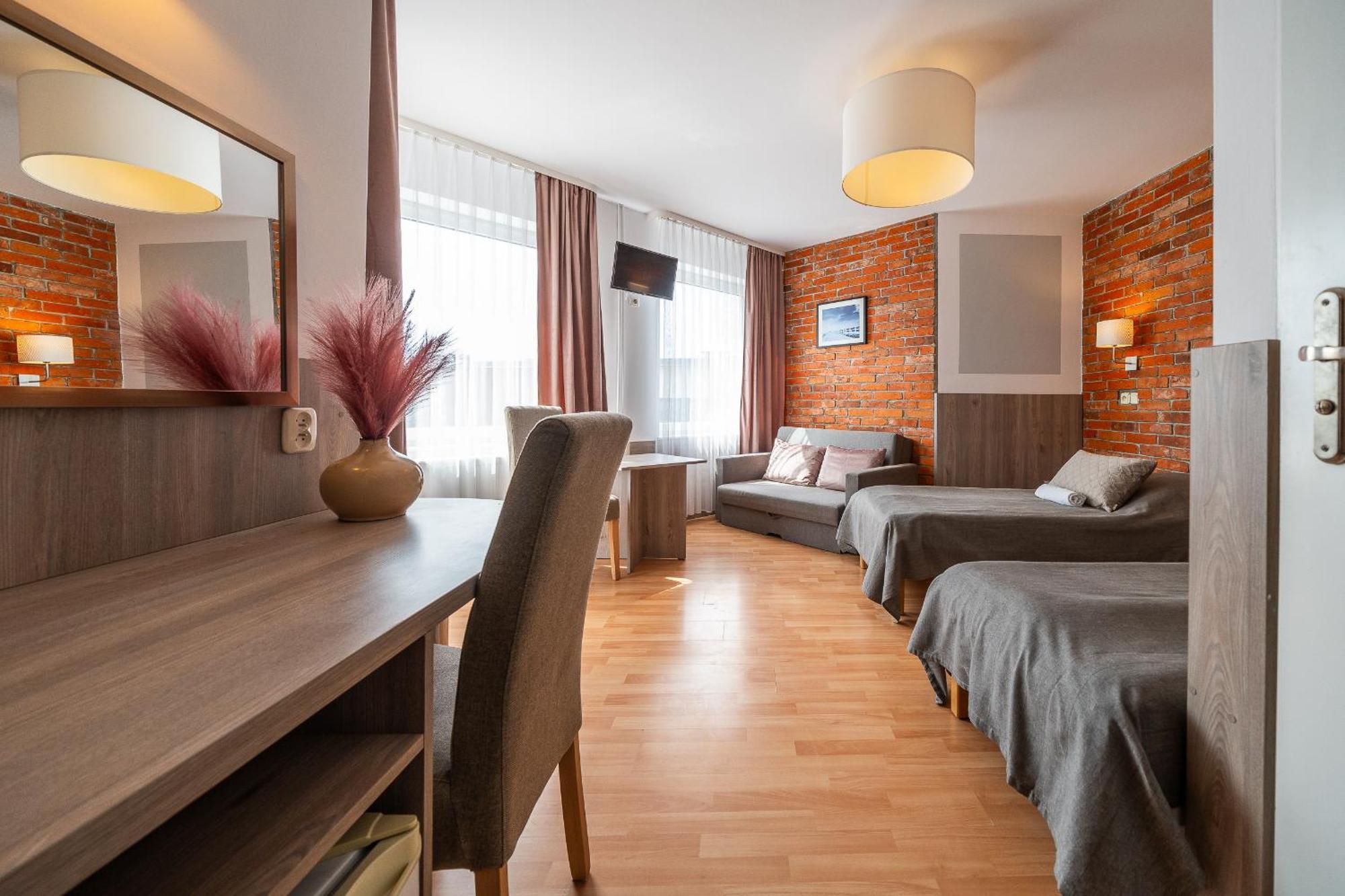 Max Apartamenty - Pokoje - Domki - Restauracja - Basen Mielno  Bagian luar foto