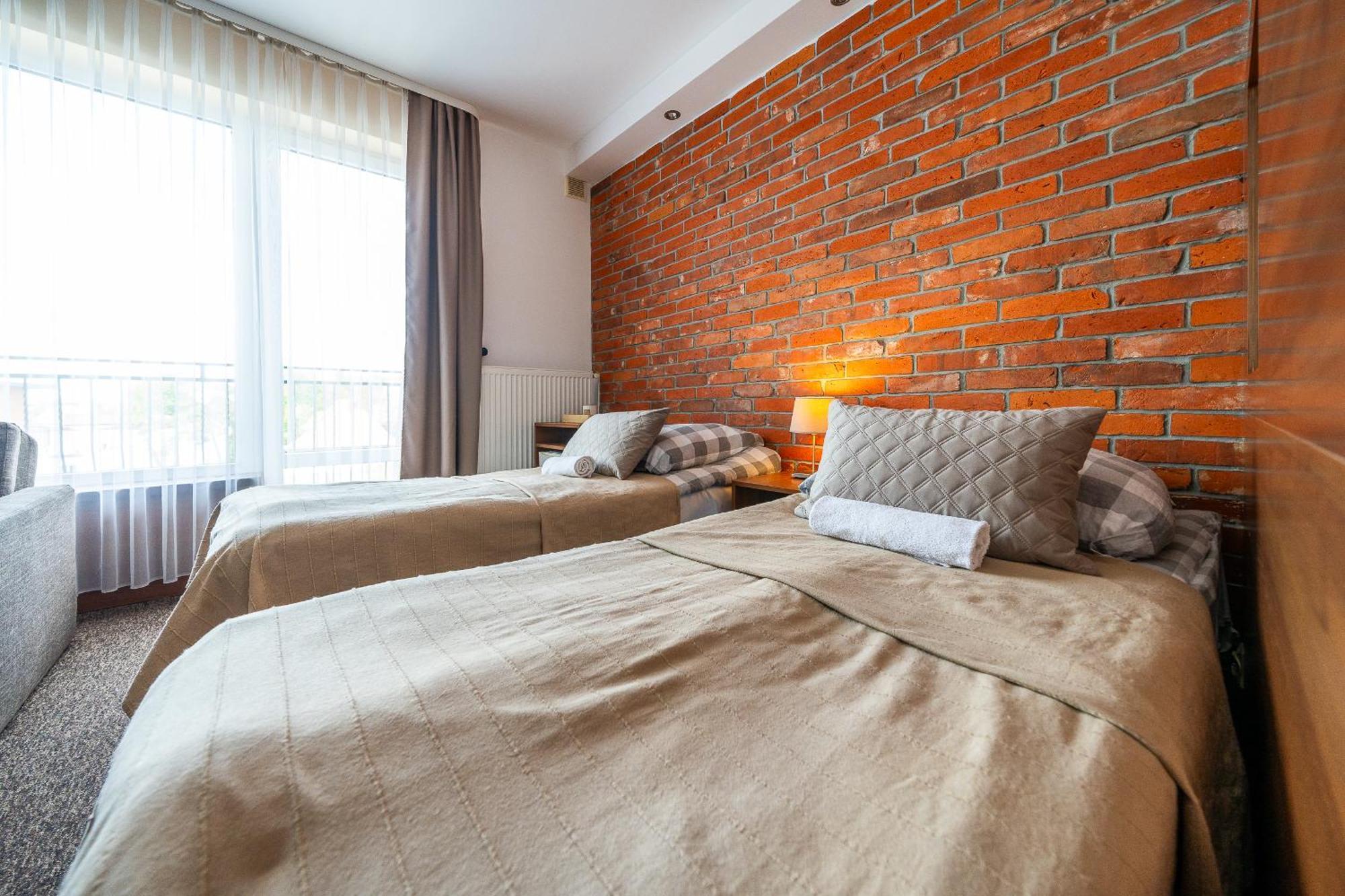 Max Apartamenty - Pokoje - Domki - Restauracja - Basen Mielno  Bagian luar foto
