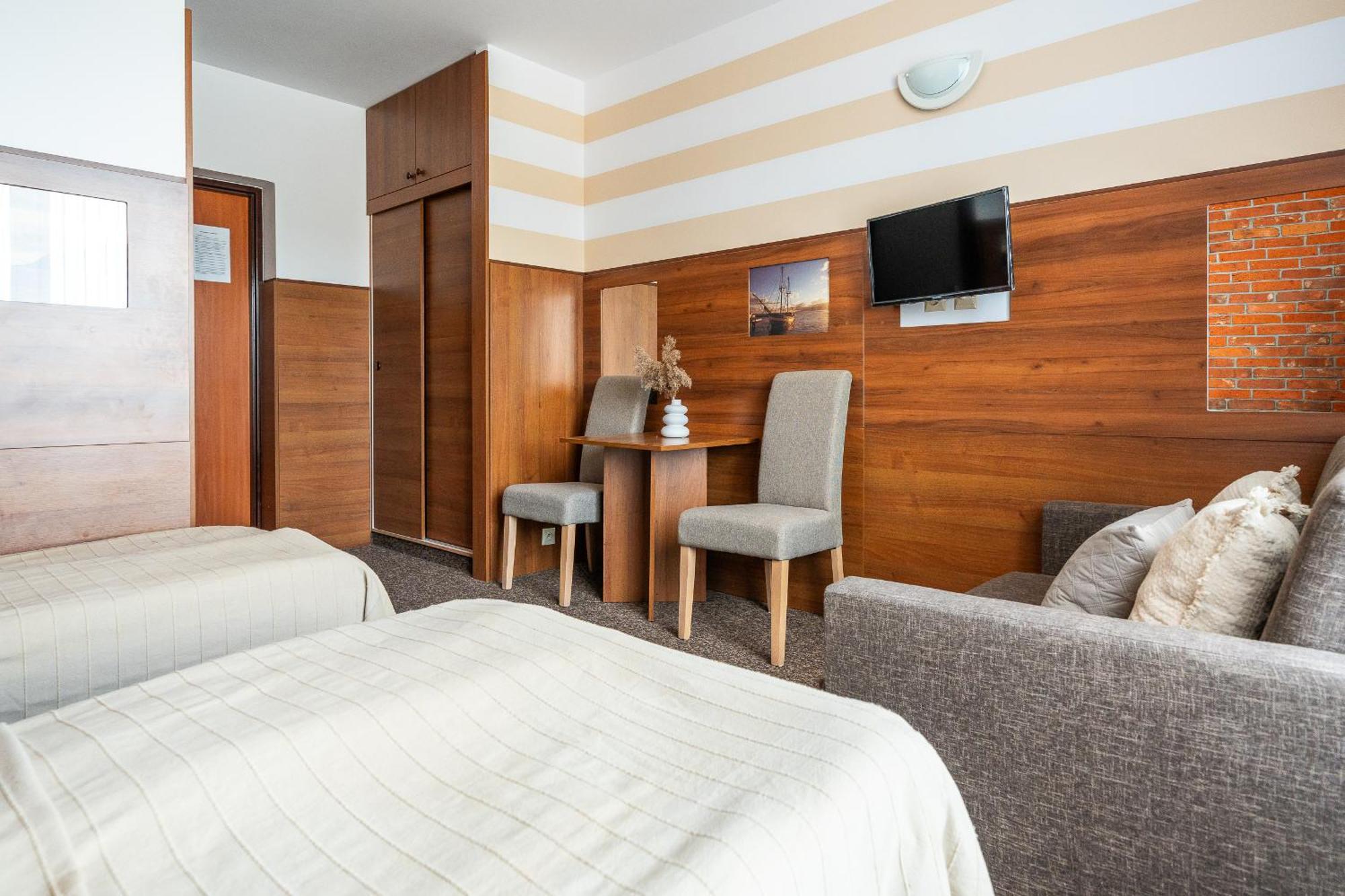 Max Apartamenty - Pokoje - Domki - Restauracja - Basen Mielno  Bagian luar foto
