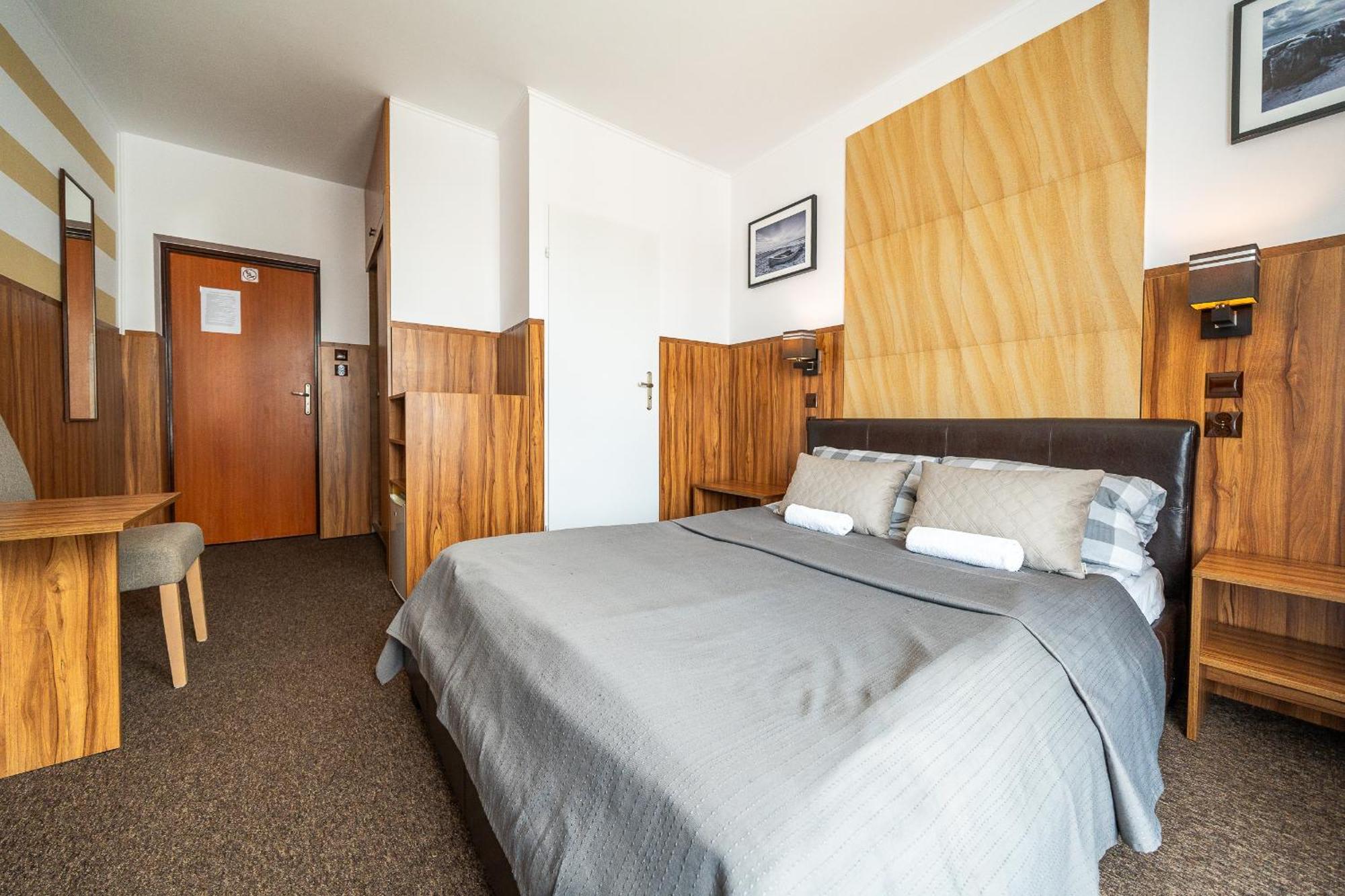 Max Apartamenty - Pokoje - Domki - Restauracja - Basen Mielno  Bagian luar foto
