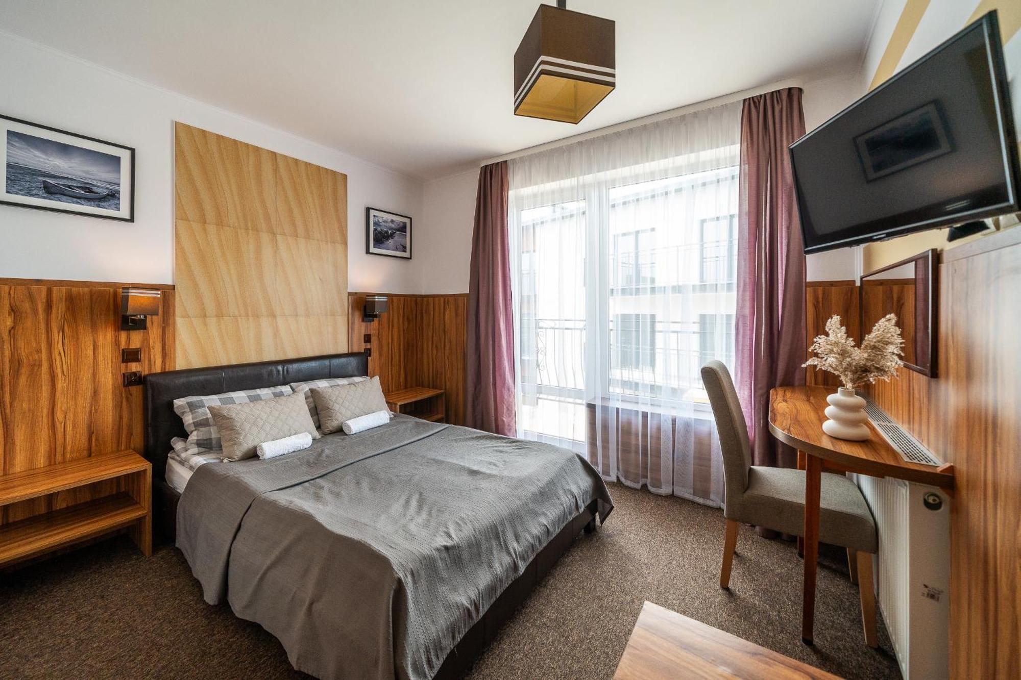 Max Apartamenty - Pokoje - Domki - Restauracja - Basen Mielno  Bagian luar foto