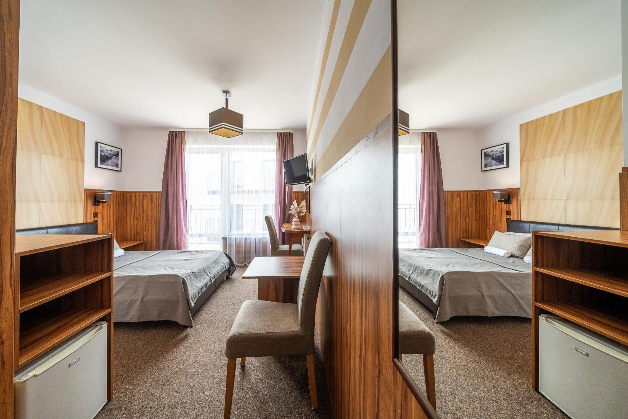 Max Apartamenty - Pokoje - Domki - Restauracja - Basen Mielno  Bagian luar foto