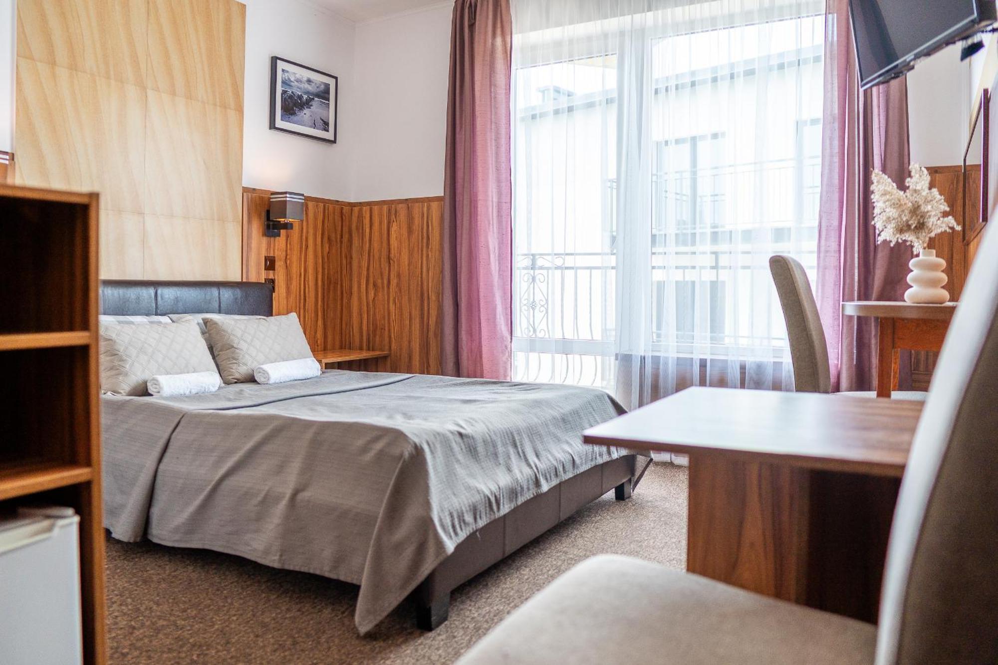 Max Apartamenty - Pokoje - Domki - Restauracja - Basen Mielno  Bagian luar foto